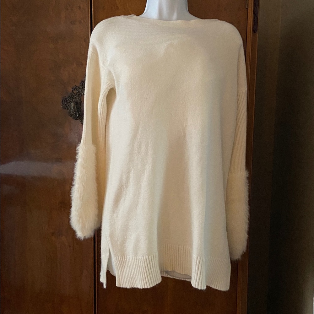 Anthropologie Cream Colma eye lash sleeve boat neck sweater